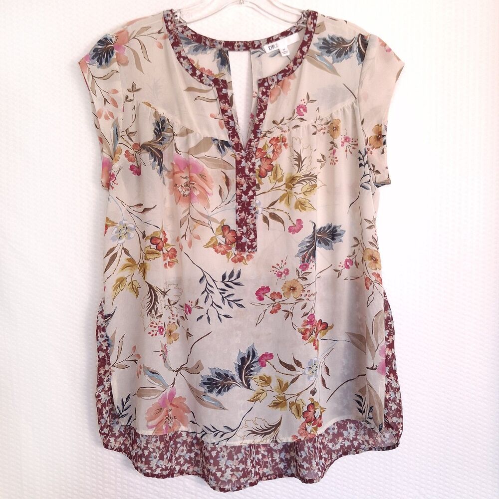 DR2 Beige w Maroon Floral Print Cap Sleeve Blouse Split Neck Detail Size PS